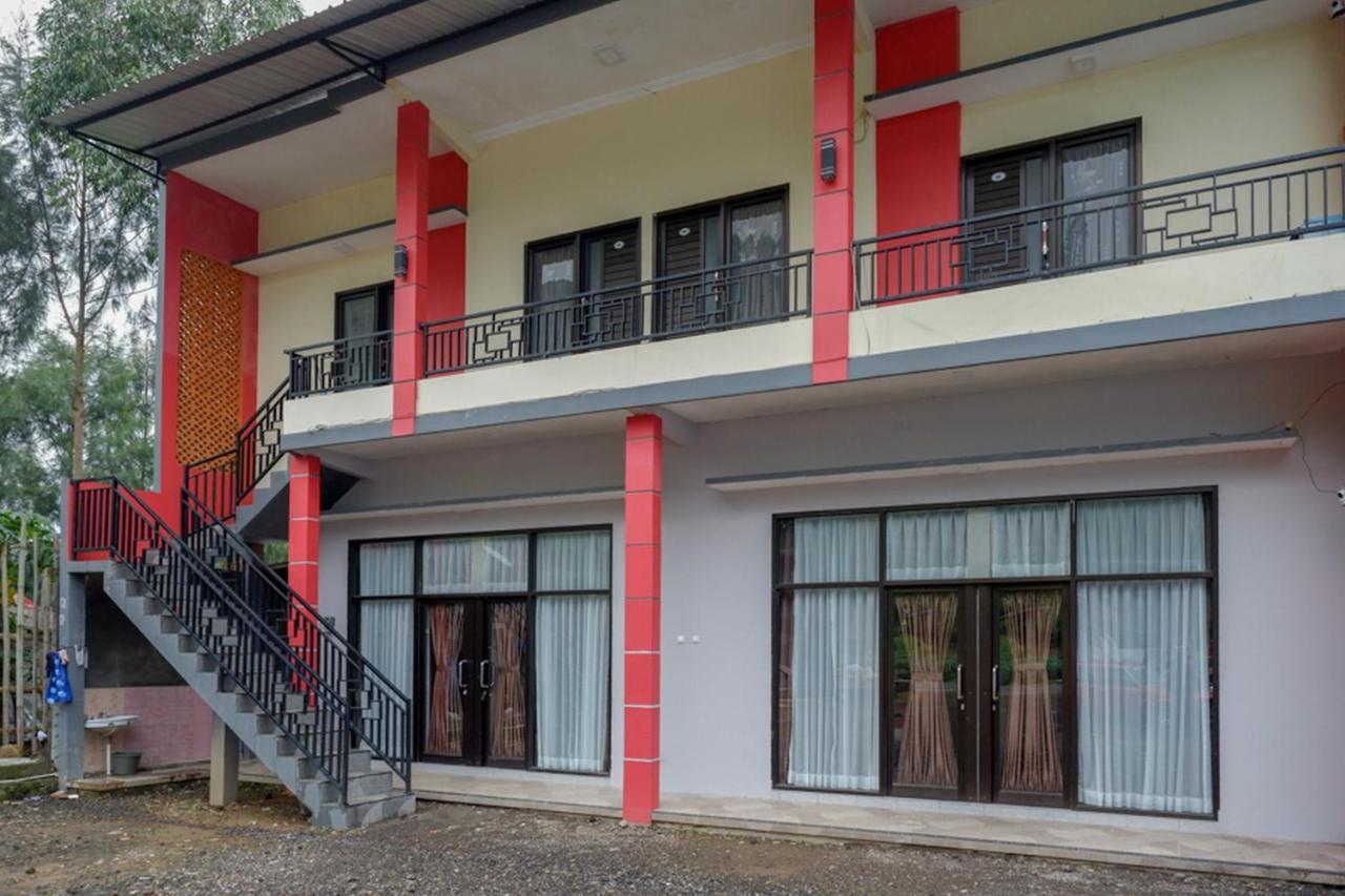 Reddoorz @ Gerbang Dieng Plateau Area Wonosobo Luaran gambar