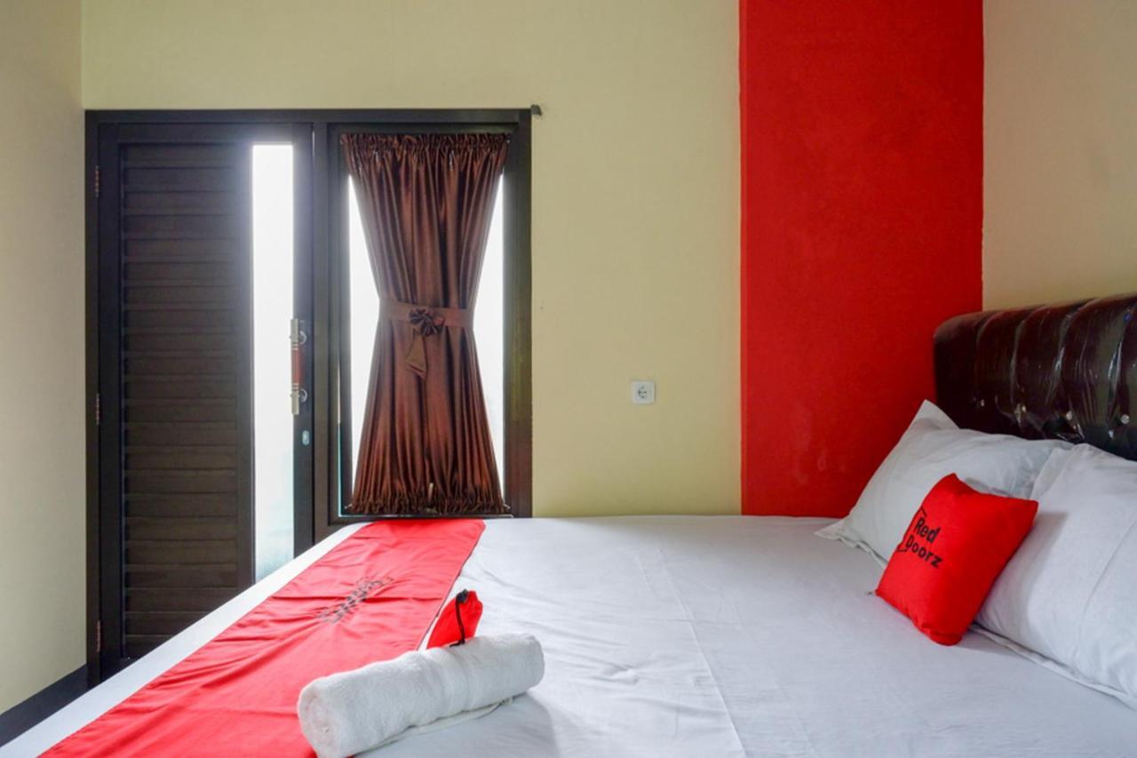 Reddoorz @ Gerbang Dieng Plateau Area Wonosobo Luaran gambar